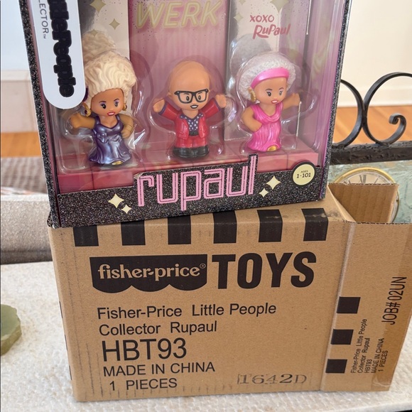 Fisher-Price Little People RuPaul Figure Collection new in box - Picture 4 of 4